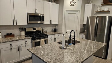 6907 Arid Wy in San Antonio, TX - Building Photo - Building Photo