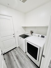 1225 Corte del Sol in San Jacinto, CA - Building Photo - Building Photo