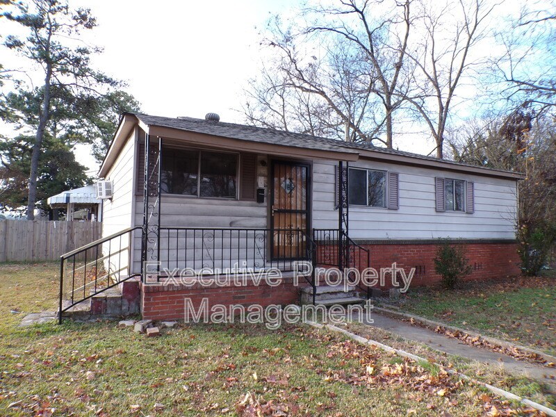 3145 34th Ct N in Birmingham, AL - Building Photo