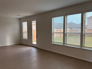 4897 Vida Vis Dr in Katy, TX - Foto de edificio - Building Photo