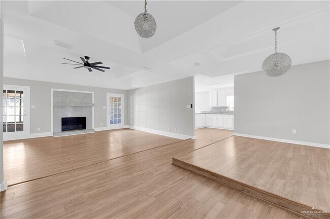 19 N 30th St in McAllen, TX - Building Photo - Building Photo