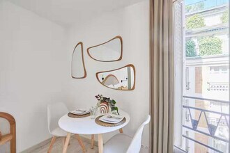 15842 Addison Rd in Addison, TX - Building Photo - Building Photo