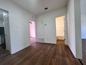 907 Elizabeth St in Corpus Christi, TX - Building Photo - Building Photo