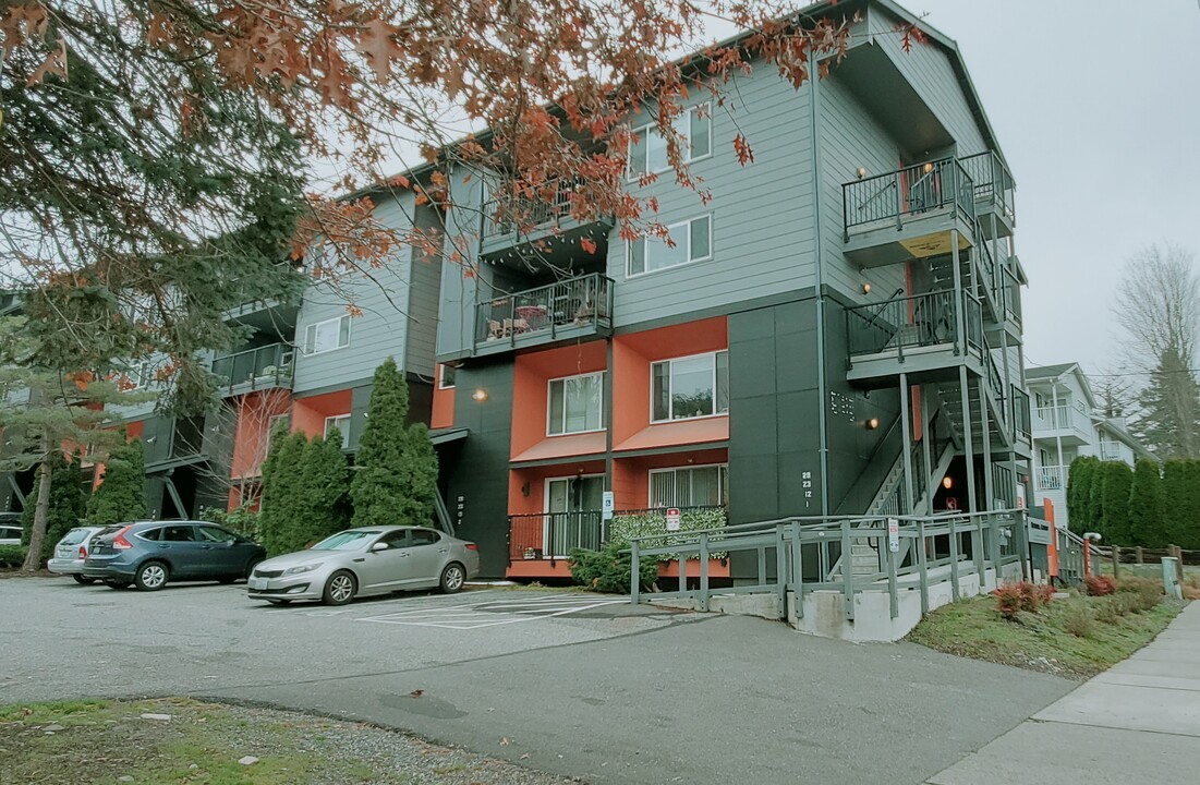 Kendal Court Apartments in Bellingham, WA - Building Photo