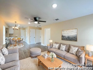 7571 Windsor Oaks in San Antonio, TX - Building Photo - Building Photo