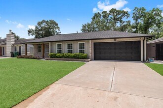 5521 Lincrest Ln in Houston, TX - Building Photo - Building Photo