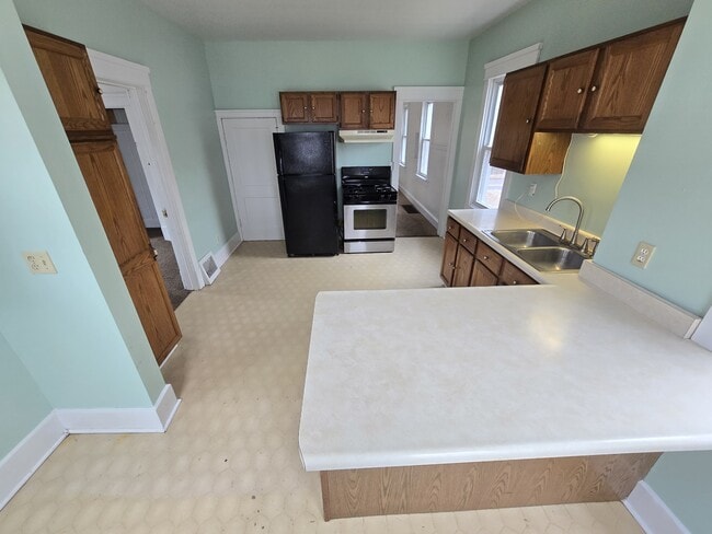 615 Pekin Ave in East Peoria, IL - Building Photo - Building Photo