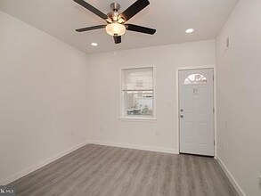 2437 S 13th St in Philadelphia, PA - Building Photo - Building Photo