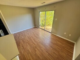 3250 Hunters Mill Cir in Richmond, VA - Building Photo