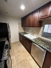 2300 Sycamore Ln in Davis, CA - Building Photo - Building Photo