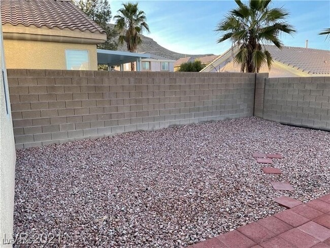278 Duck Hollow Ave in Las Vegas, NV - Building Photo - Building Photo
