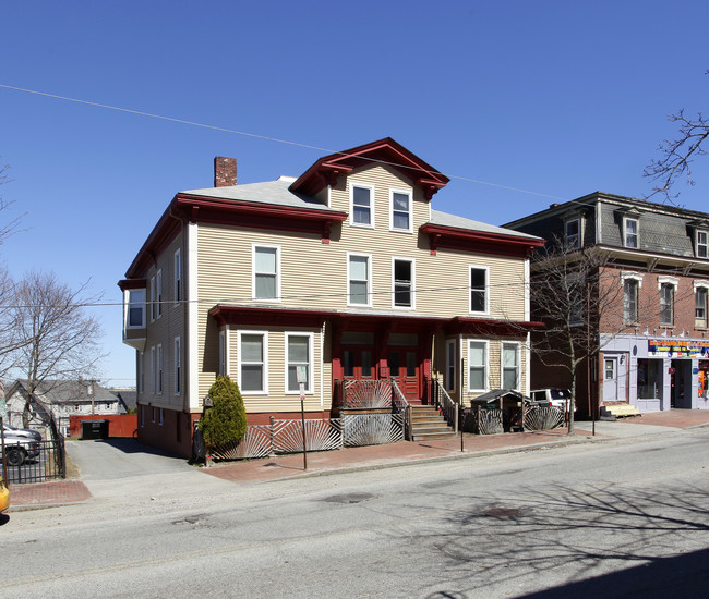 807 Congress St in Portland, ME - Building Photo - Building Photo