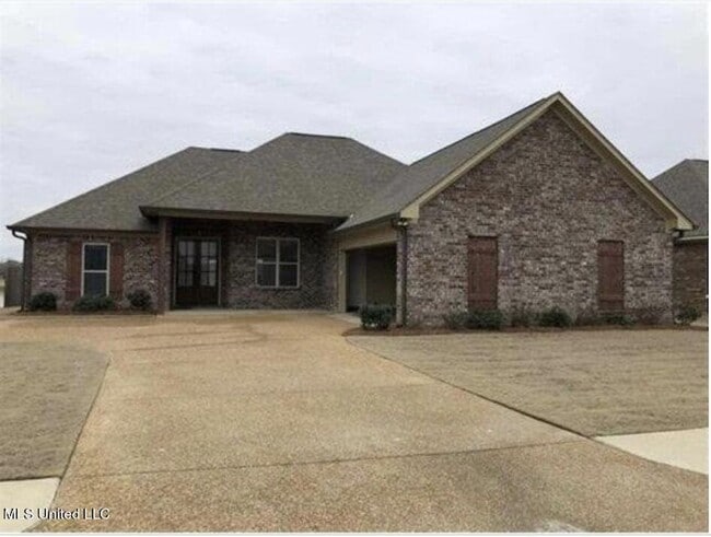 property at 173 Clearview Dr W