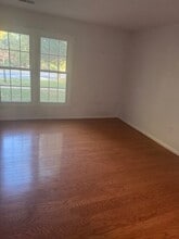 13119 Shadyside Ln, Unit Germantown Beauty in Germantown, MD - Building Photo - Building Photo