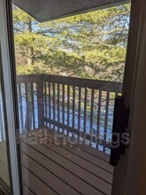 3005 Garden Apartment Dr in Bridgeville, PA - Building Photo - Building Photo