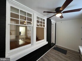 254 W Sheldon St in Philadelphia, PA - Building Photo