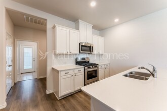 2300 Pyrite Dr in Krugerville, TX - Building Photo - Building Photo