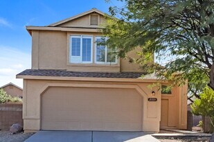 2571 W Blaine Ct in Tucson, AZ - Building Photo