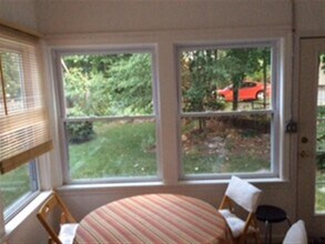 14 Greenville St, Unit 1 in Somerville, MA - Building Photo - Building Photo