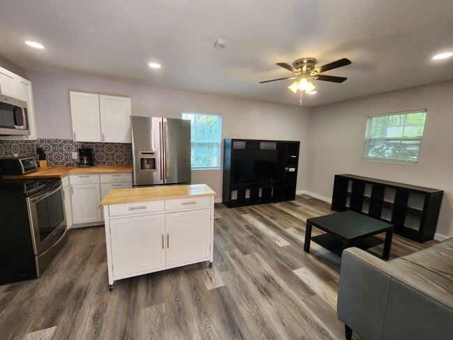 1119 32nd St in Sarasota, FL - Building Photo - Building Photo