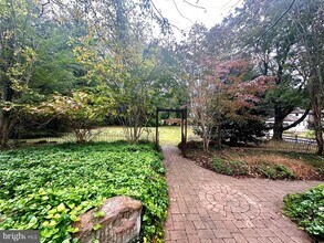 1 High Acres Dr in Ewing Township, NJ - Building Photo - Building Photo