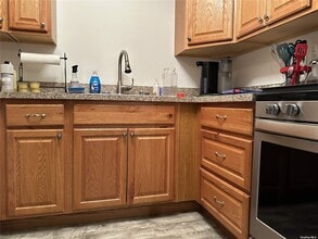 88 Bailey Ct in Middle Island, NY - Building Photo - Building Photo