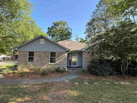 4305 Snoopy Ln in Tallahassee, FL - Building Photo