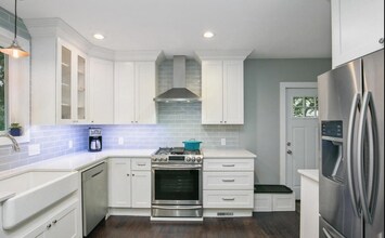 622 Gladstone Dr SE in East Grand Rapids, MI - Building Photo - Building Photo