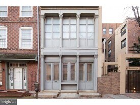130 Arch St in Philadelphia, PA - Building Photo