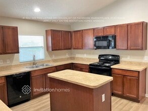 501 Blue Water Ave in Orange City, FL - Building Photo - Building Photo
