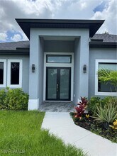52 Unice Ave S in Lehigh Acres, FL - Foto de edificio - Building Photo