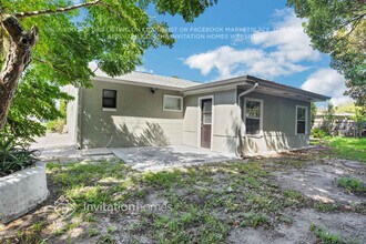 243 Mante Dr in Kissimmee, FL - Foto de edificio - Building Photo