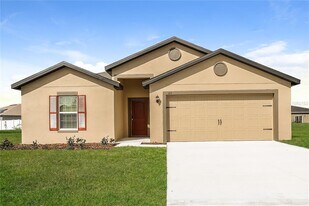 123 Violet Ct in Poinciana, FL - Building Photo