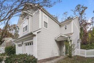 10142 Old Carolina Dr in Charlotte, NC - Building Photo - Building Photo