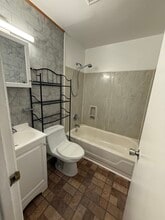 2829 Batavia Ct in Westland, MI - Building Photo - Building Photo