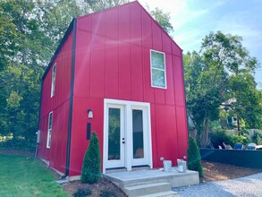 2209 Garden Pl, Unit 315 in Raleigh, NC - Building Photo - Building Photo