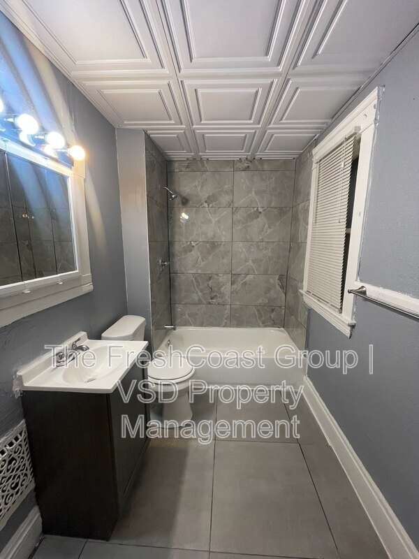 11705 Hamlen Ave in Cleveland, OH - Building Photo - Building Photo