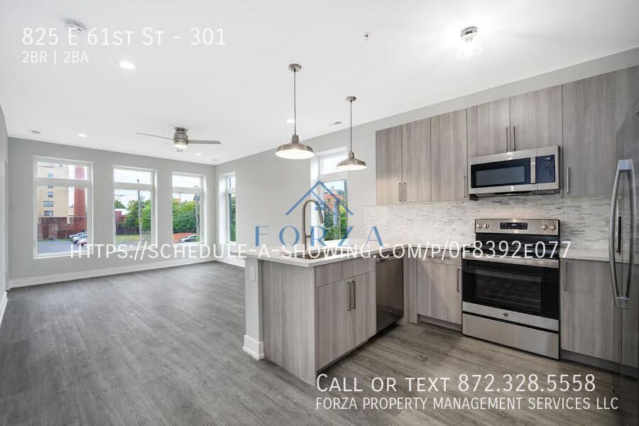 825 E 61st St in Chicago, IL - Building Photo