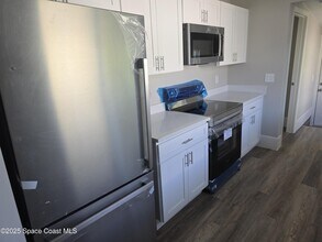 417 Dove Ave in Rockledge, FL - Building Photo - Building Photo