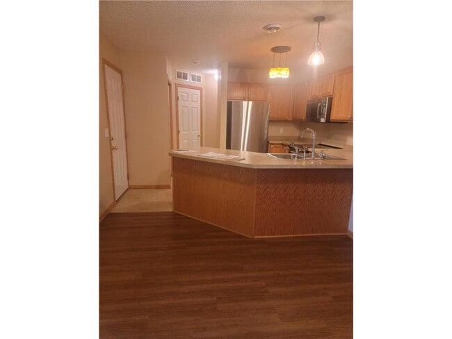 property at 2502 Yellowstone Dr