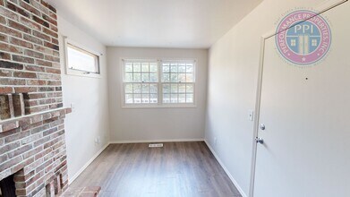 1625 NW 25th Ave in Portland, OR - Building Photo - Building Photo