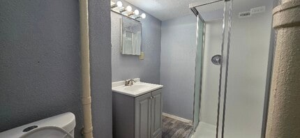 1730 S Nicollet St in Sioux City, IA - Building Photo - Building Photo