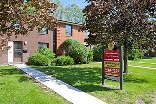 Balmoral Townhomes in Brampton, ON - Building Photo