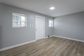 655 4th St NE in Cleveland, TN - Building Photo - Building Photo