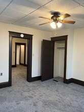 814 Marshall St, Unit 814 1-2 in Mcmechen, WV - Building Photo - Building Photo