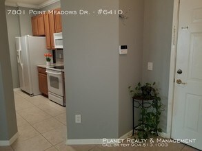 7801 Point Meadows Dr-Unit -#6410 in Jacksonville, FL - Building Photo - Building Photo