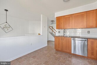 7813 Flager Cir in Manassas, VA - Building Photo - Building Photo