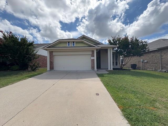 9716 Minton Dr in Fort Worth, TX - Building Photo