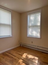 234 Laurel St in Hartford, CT - Building Photo - Building Photo