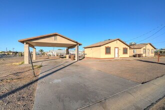 102 Adams St in Coolidge, AZ - Building Photo - Building Photo